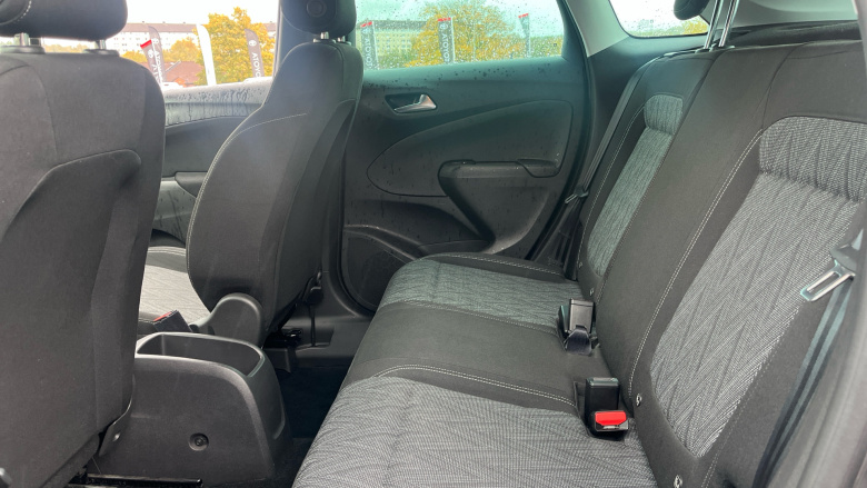 Vauxhall Crossland X 1.2T [110] SRi Nav 5dr [6 Spd] [S/S] Petrol Hatchback